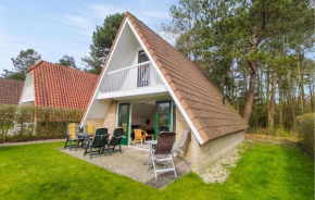 Pet Friendly Home In Vlagtwedde With Kitchen